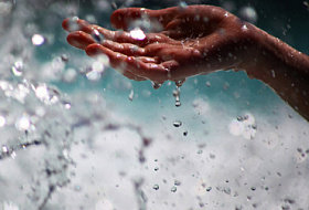 Ионизированная, щелочная лечебная вода AKVALIFE